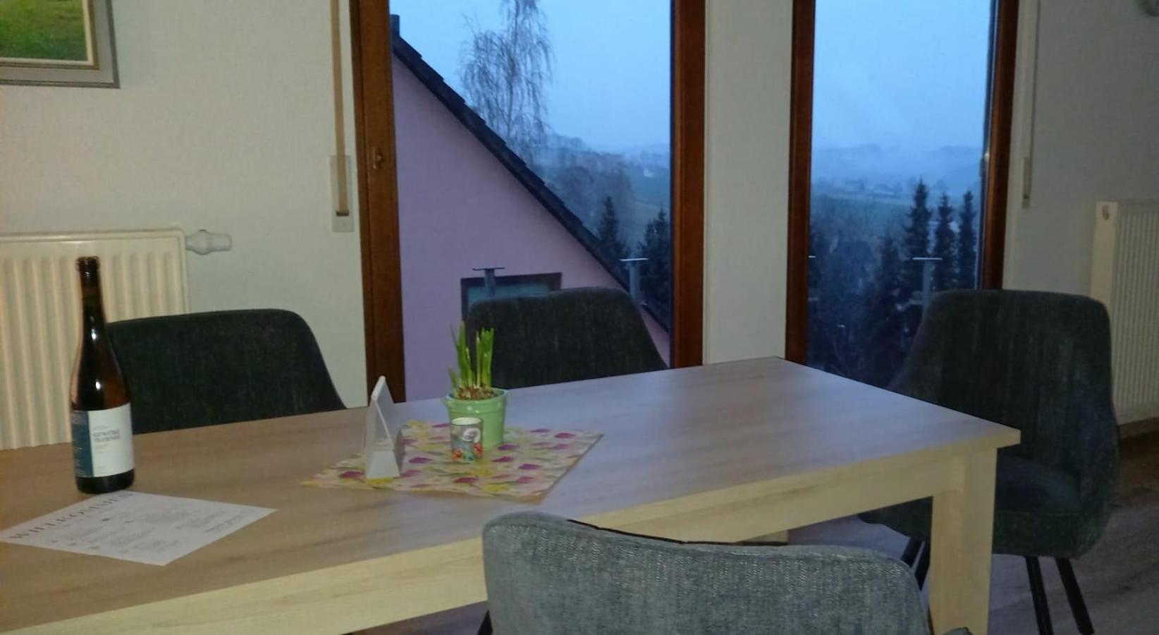 شقة Ferienwohnnung Ruth - Familienurlaub Im Erzgebirge Langenbach  المظهر الخارجي الصورة